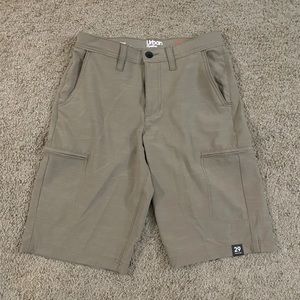 Men’s Khaki Cargo Shorts